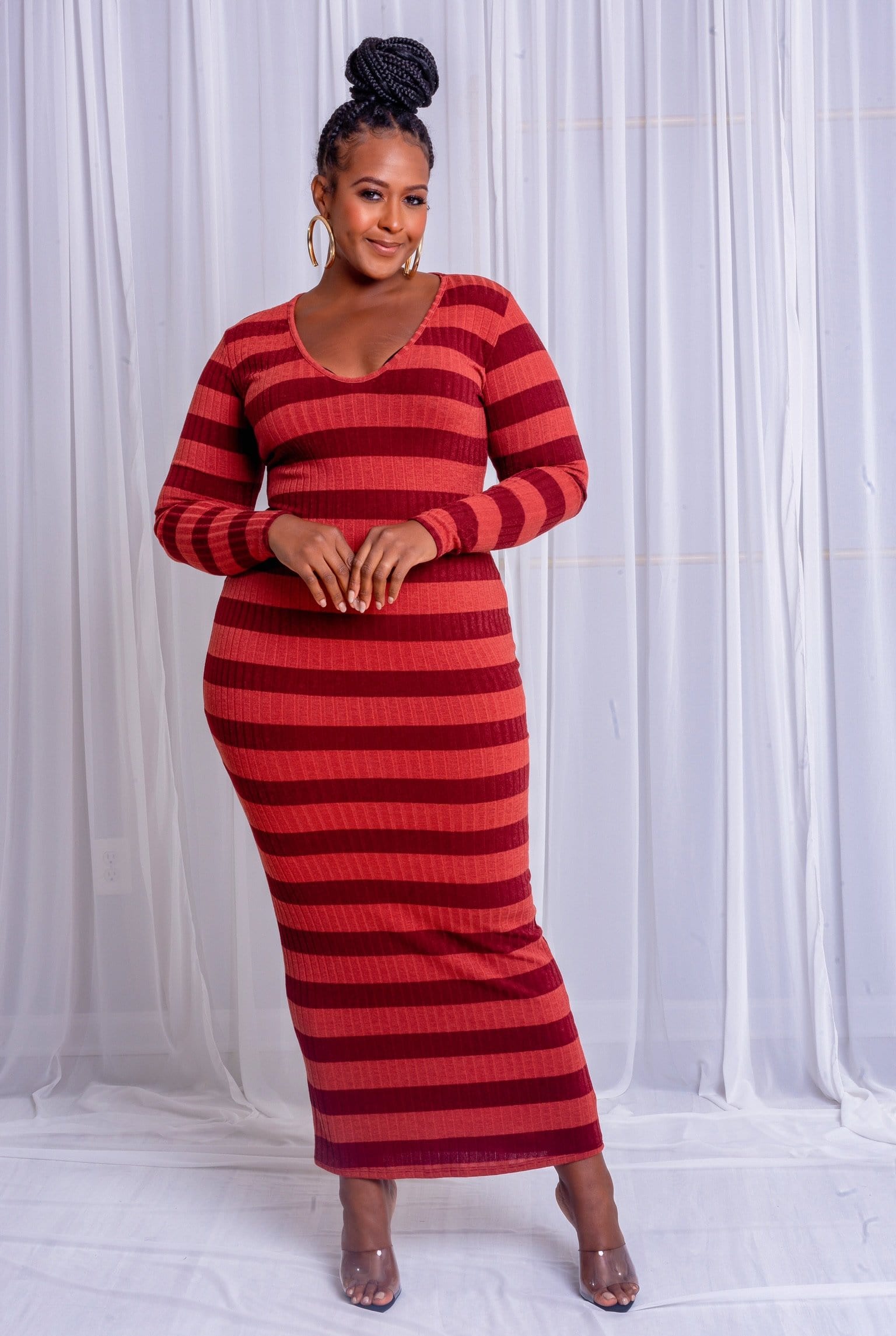 Long Sleeve Body-Con Dress (Curvy) Long Sleeve Body-Con Dress (Curvy)