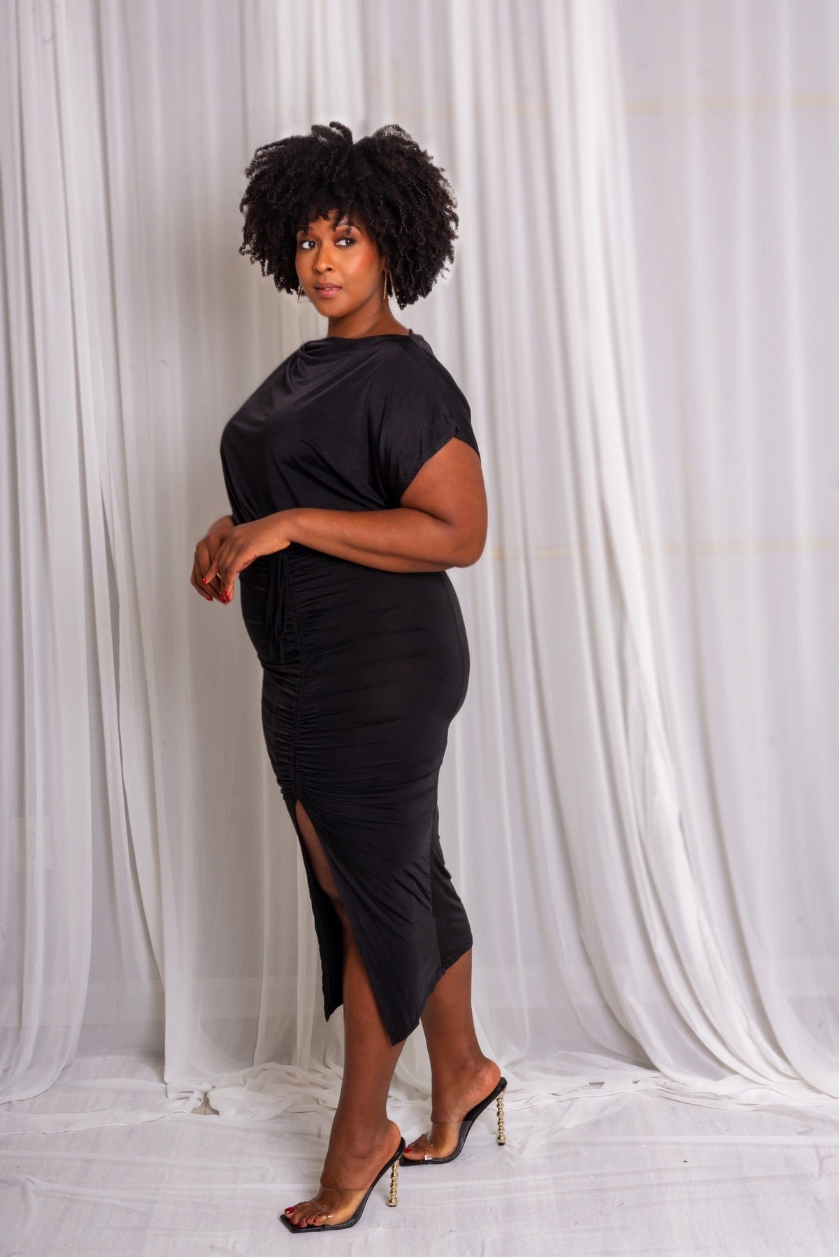 Be Fabulous Ruched Dress (Black)