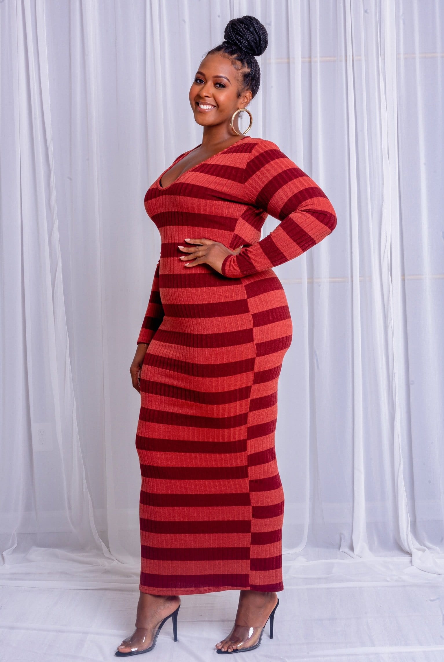 Long Sleeve Body-Con Dress (Curvy)