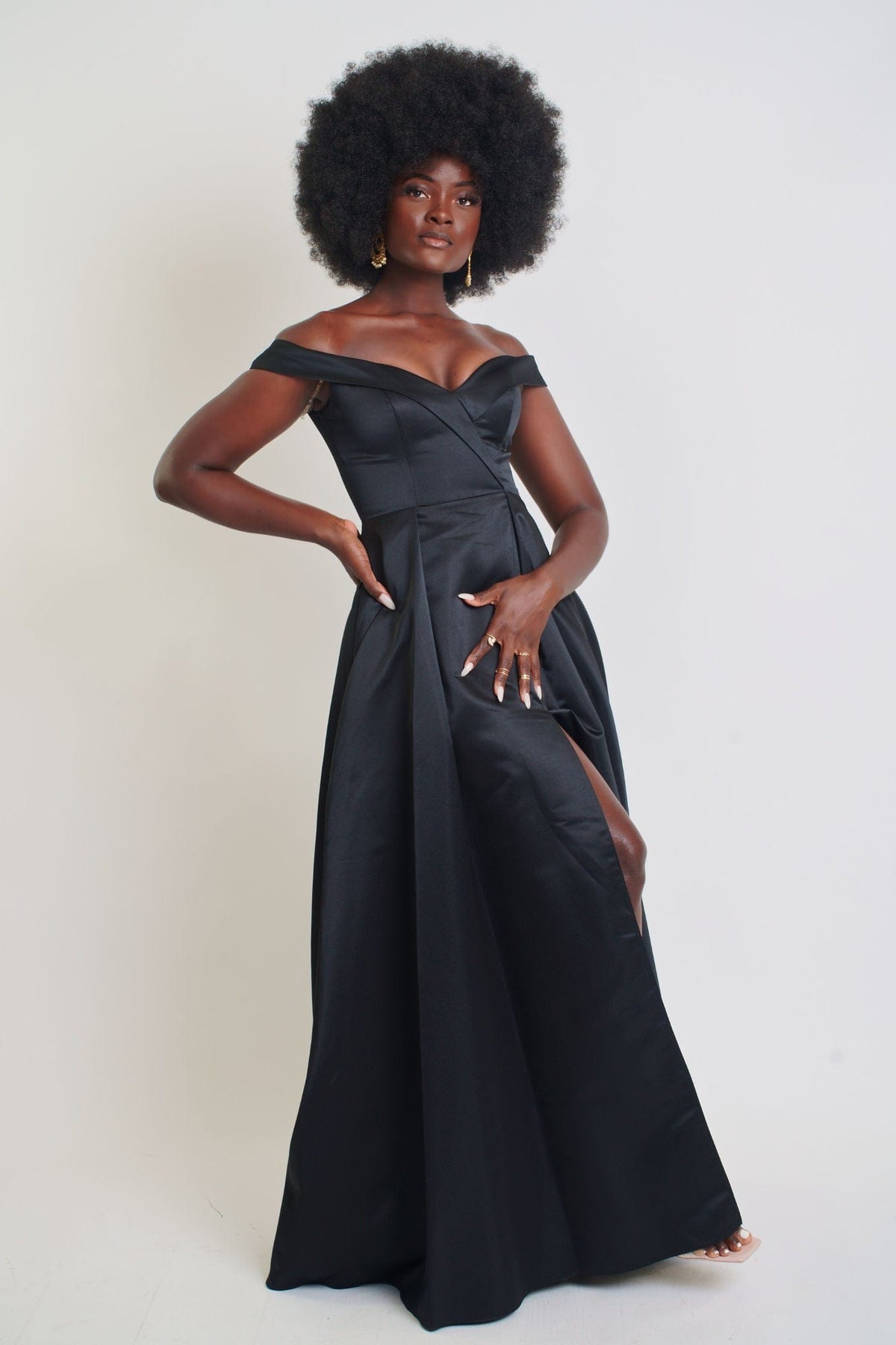 Find Your Inner Diva Gown (Black)